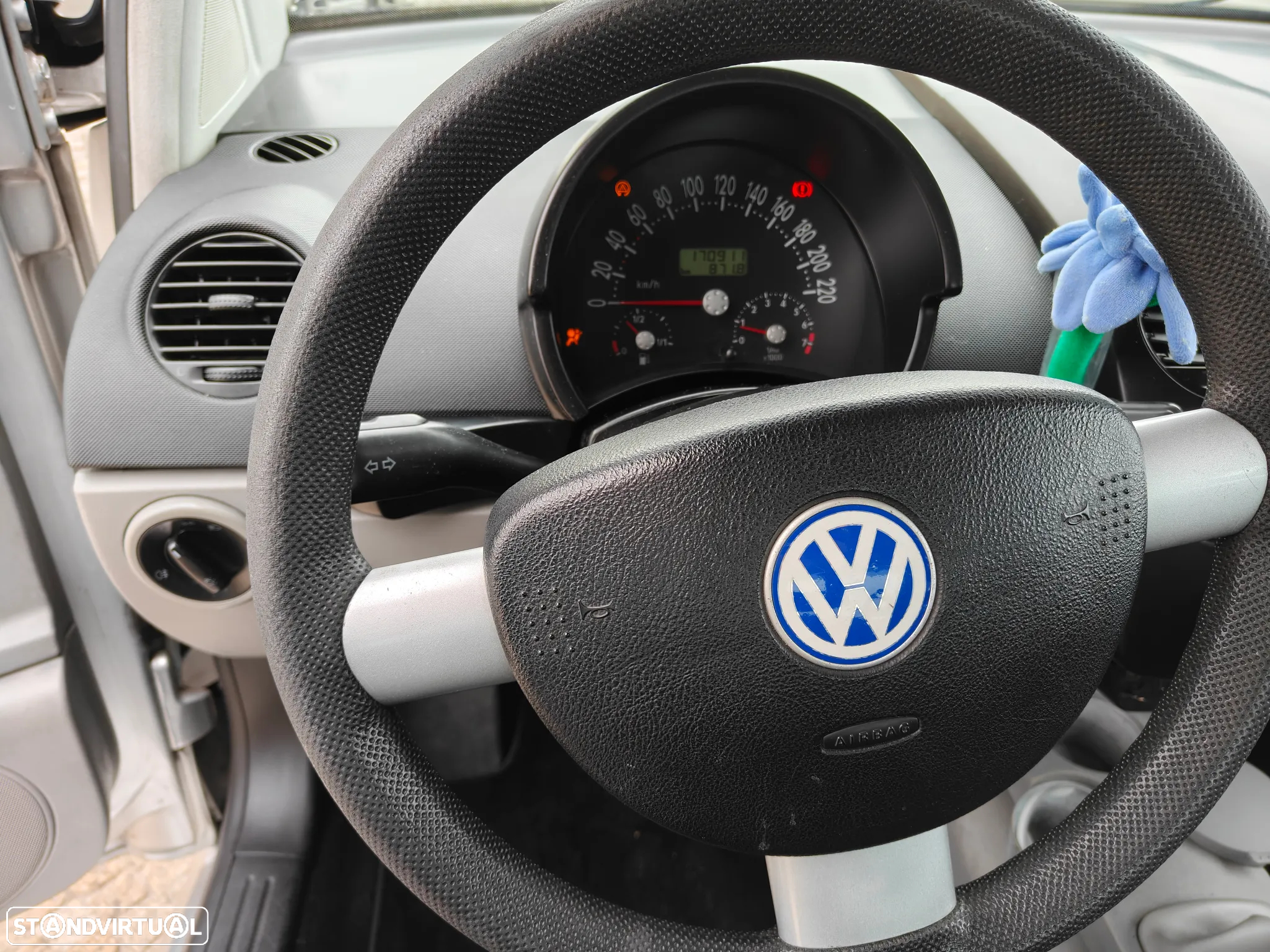 VW New Beetle 1.6 - 7
