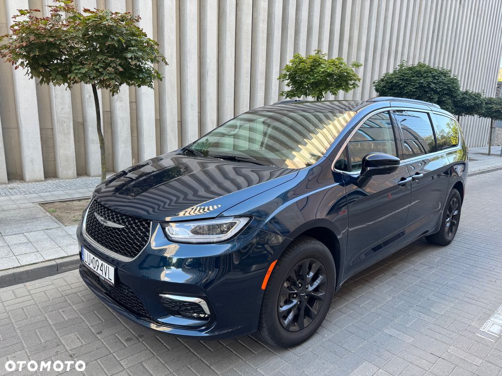 Chrysler Pacifica - 15