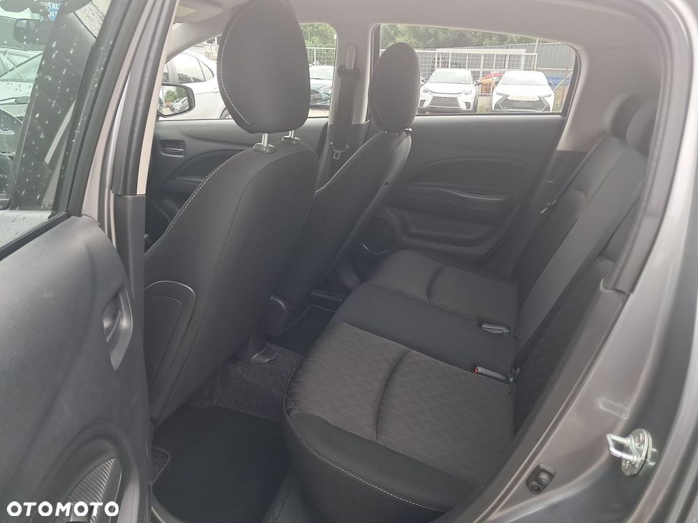 Mitsubishi Space Star 1.2 Invite CVT - 11