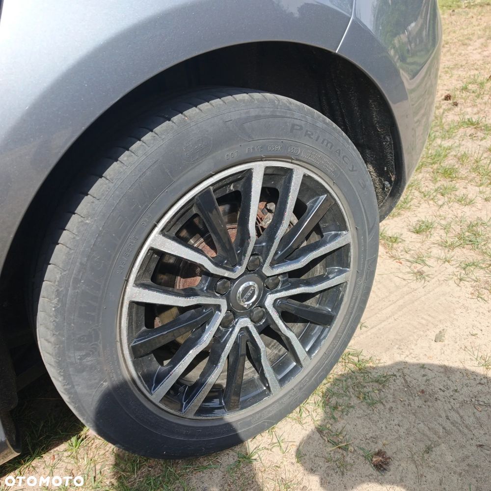 Volvo V40 T3 Drive-E Momentum - 19