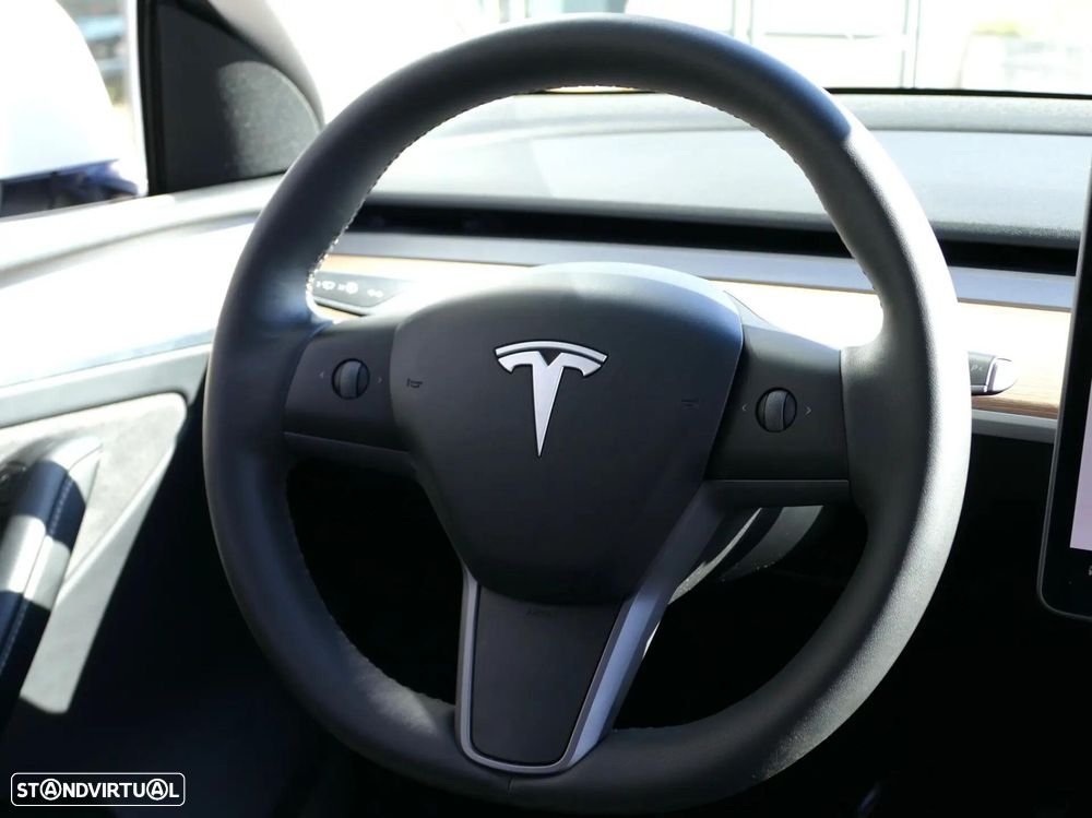Tesla Model Y Tração Traseira - 34