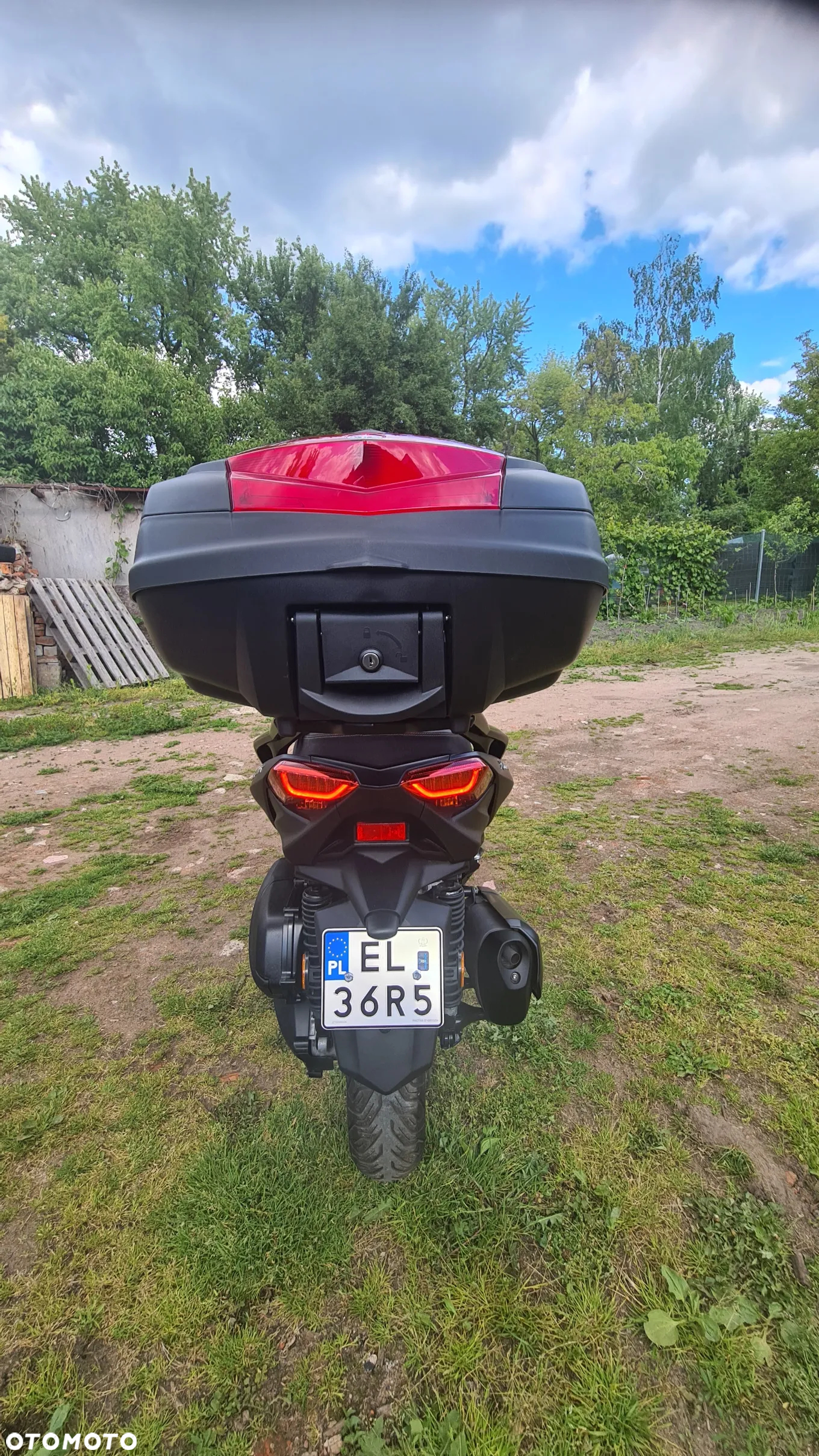 Yamaha X-max - 4