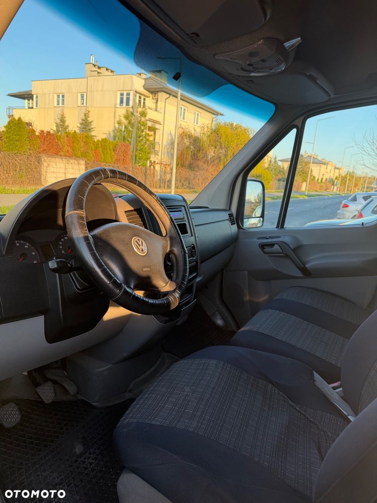 Volkswagen CRAFTER L2H2 - 12