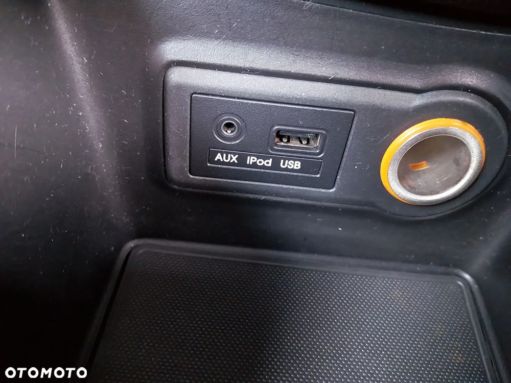 Kia Venga 1.4 L - 14