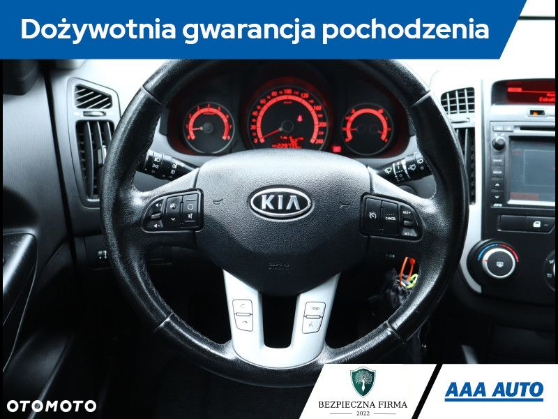 Kia Ceed - 20