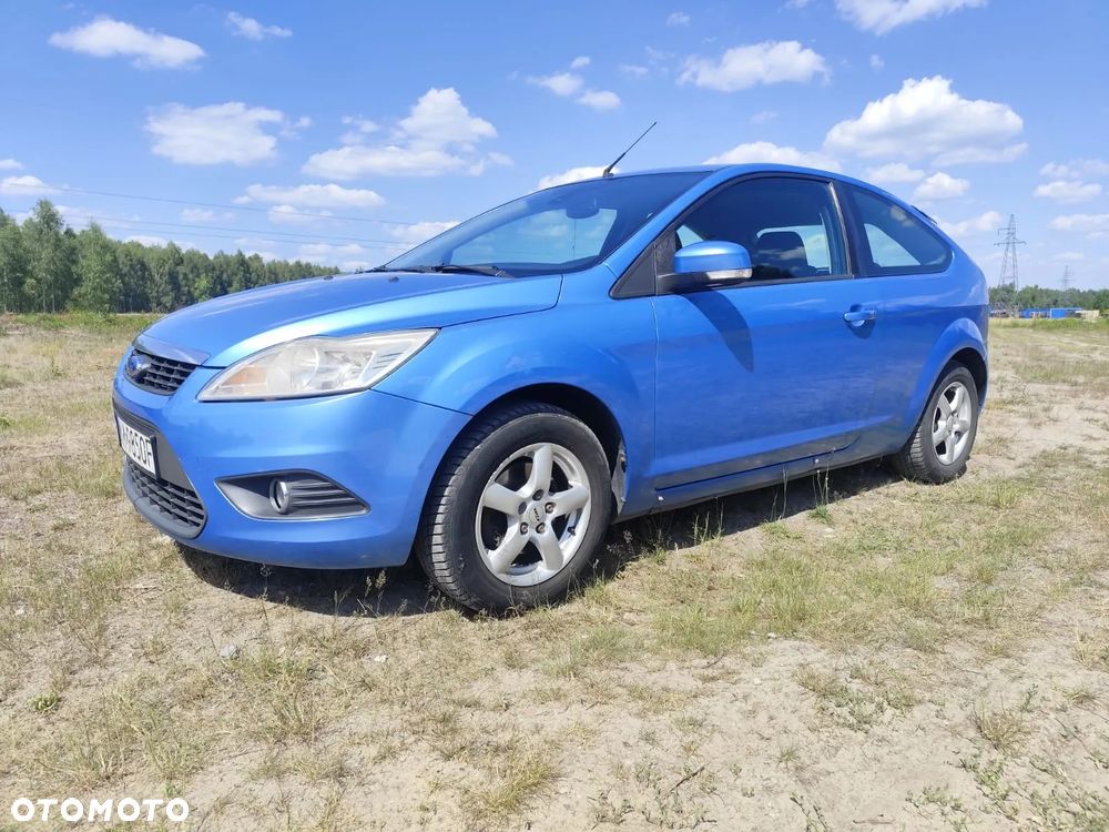 Ford Focus 1.6 Ambiente - 1