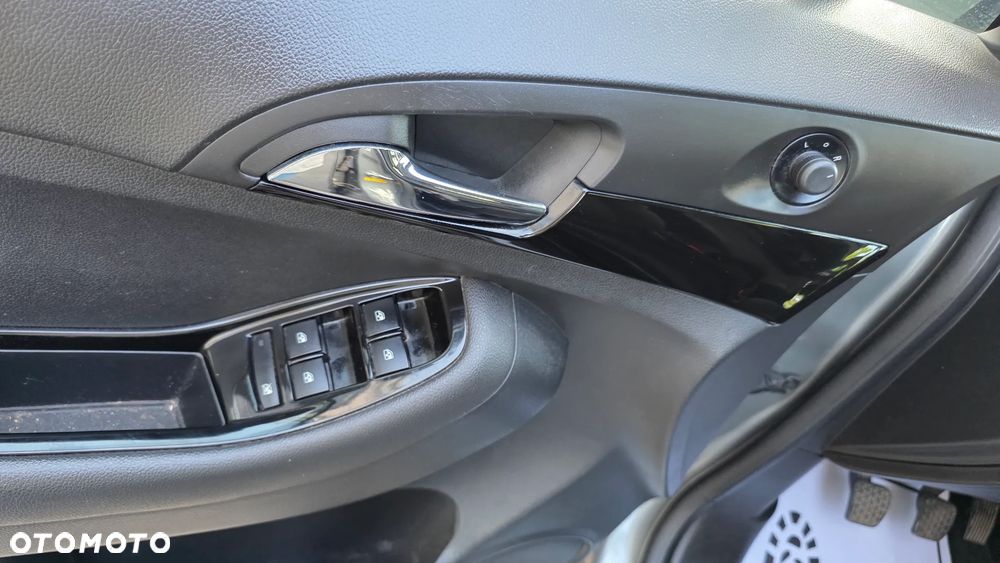 Chevrolet Orlando - 16