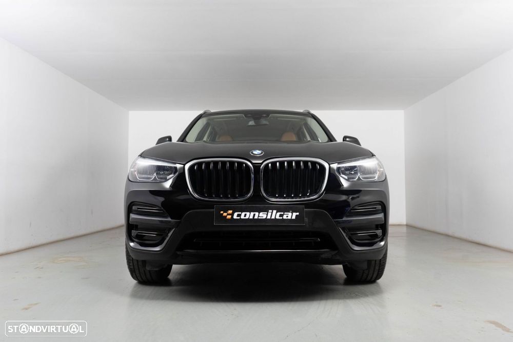 BMW X3 30 e xDrive Line Luxury - 4