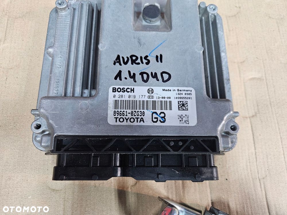 toyota auris ii 13-17 1.4 d4d komputer zestaw 89661-0zg30 - 3
