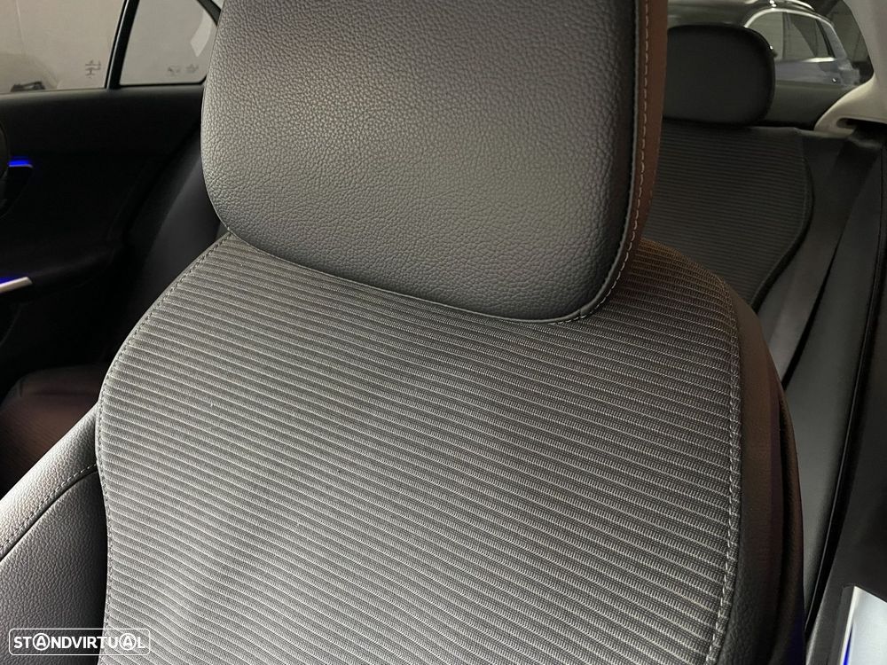 Mercedes-Benz C 220 d Avantgarde - 48