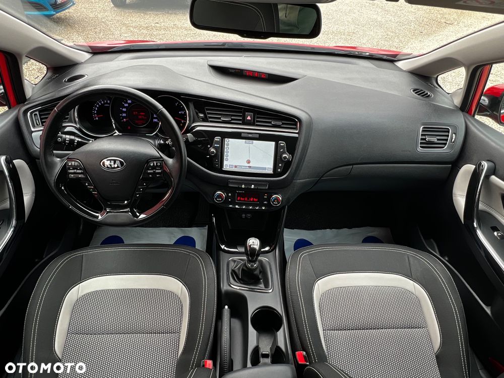 Kia Ceed 1.4 CVVT Attract - 6