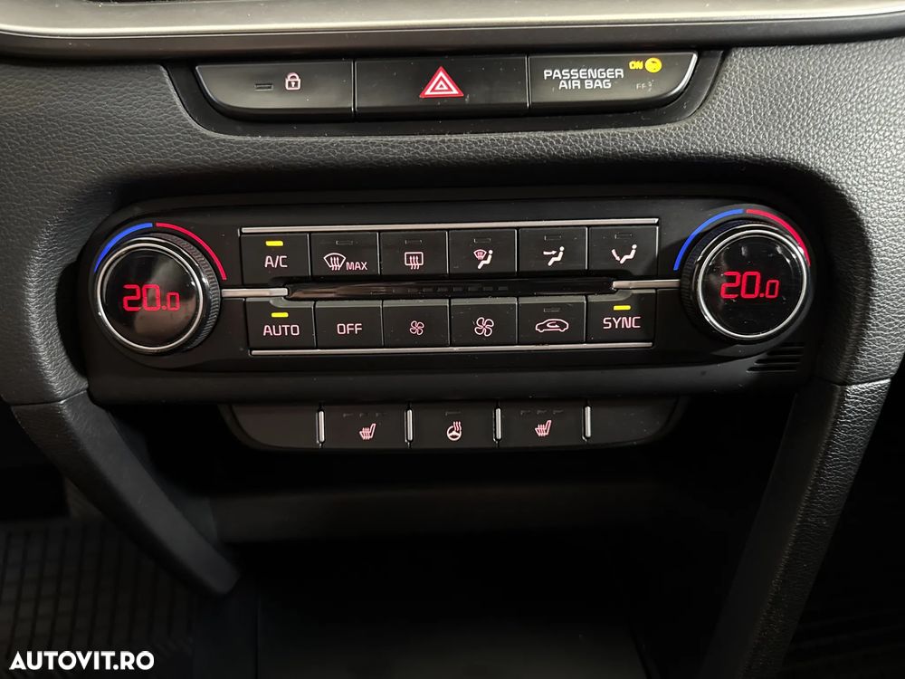 Kia XCeed - 18