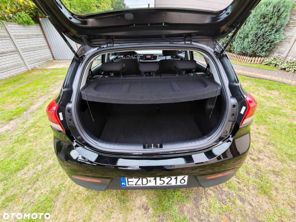 Kia Rio 1.2 L - 36
