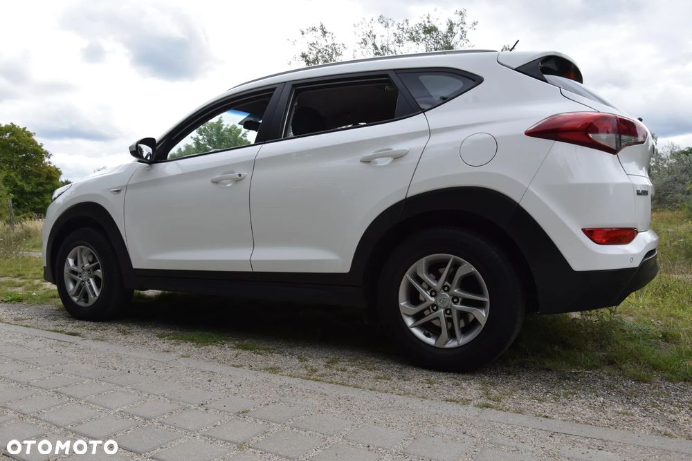 Hyundai Tucson 1.7 CRDI BlueDrive Comfort 2WD - 37