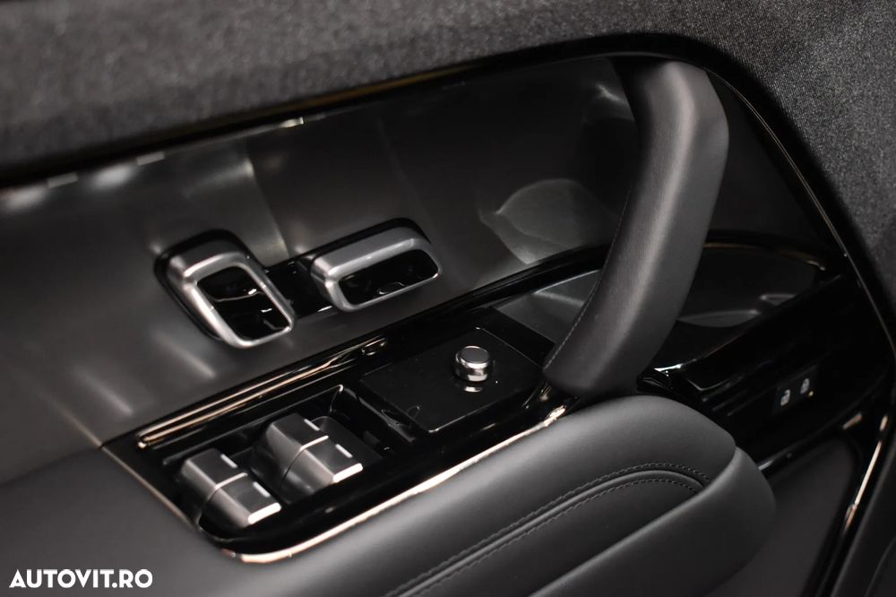Land Rover Range Rover Sport 3.0 I6 D300 MHEV Dynamic SE - 23