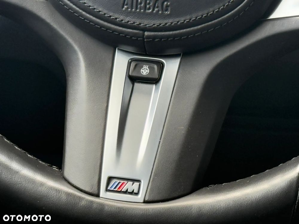 BMW Seria 3 320d M Sport - 16