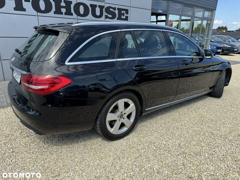 Mercedes-Benz Klasa C 180 T Avantgarde - 3