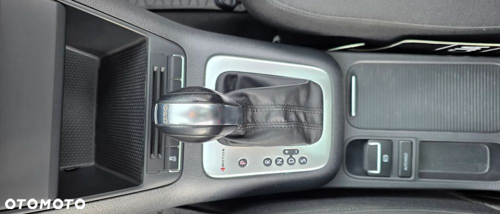 Volkswagen Tiguan 2.0 TDI DPF 4Motion BlueMotion Technology DSG Sport & Style - 26