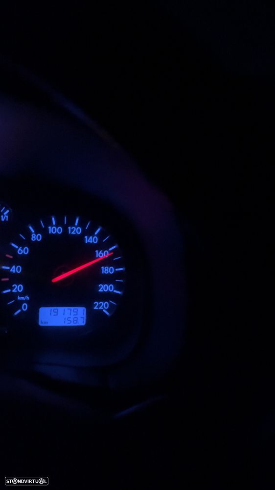 VW Golf 1.4i 25 Anos - 10