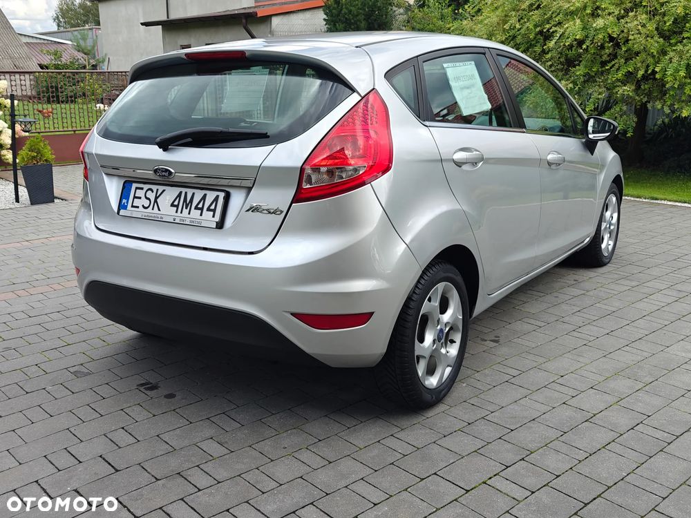 Ford Fiesta - 9
