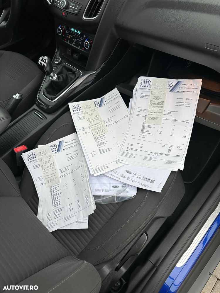 Ford Focus 1.5 EcoBoost Titanium - 34