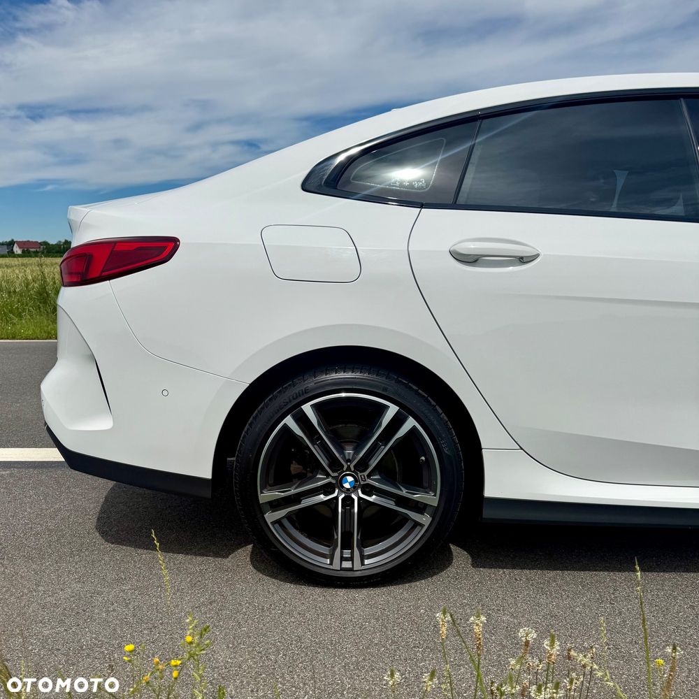 BMW Seria 2 218i - 8