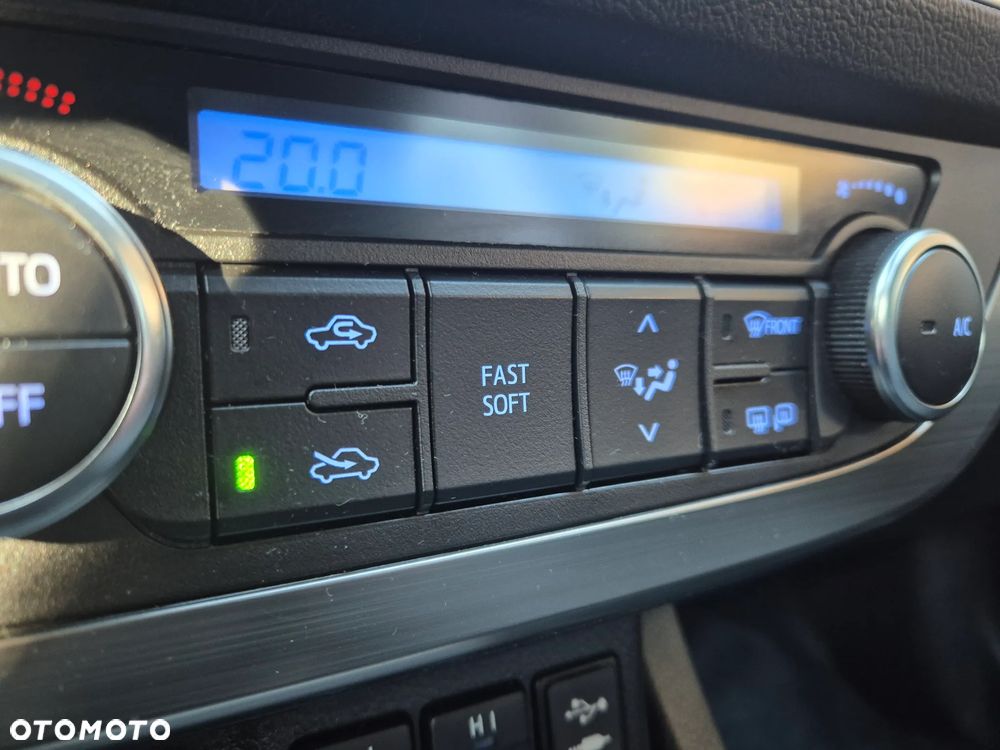 Toyota Auris 2.0 D-4D Comfort - 38