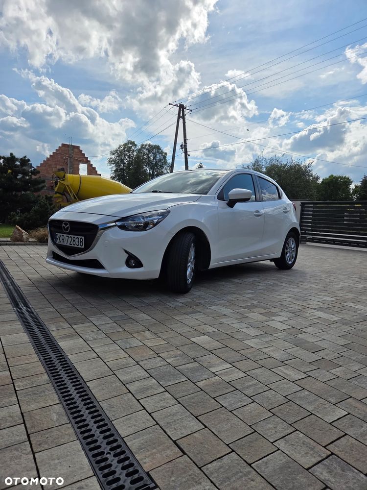 Mazda 2 - 3