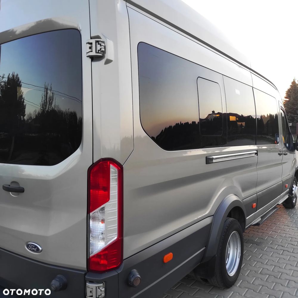 Ford Transit Autobus 18 osób 2.2 TDCI 155 KM 2017 r - 10