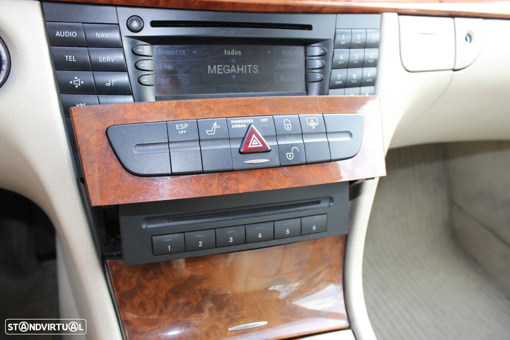 Mercedes-Benz E 320 CDI Elegance - 28