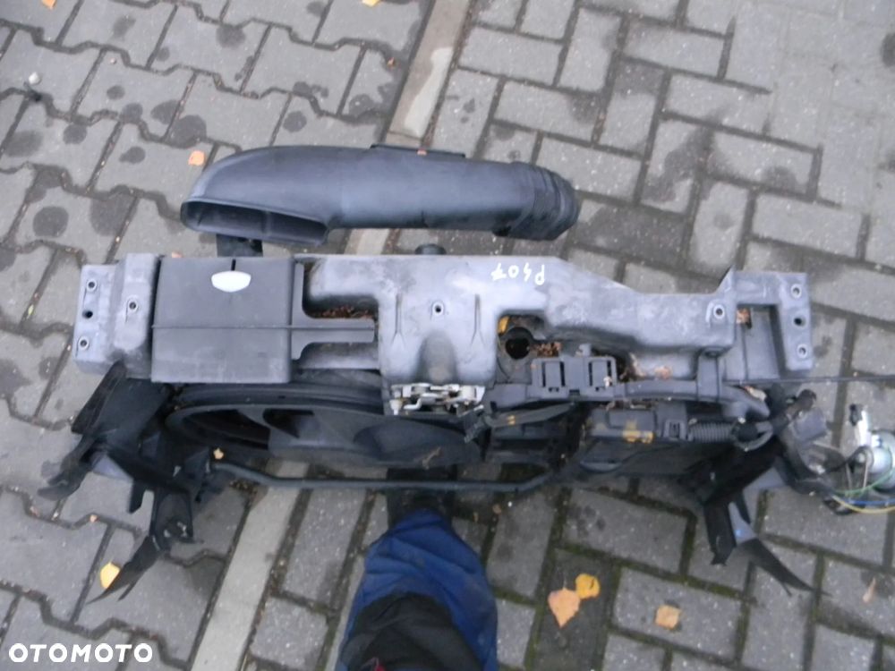 pas przedni wzmocnienie PEUGEOT 407 chłodnica wentylator - 2