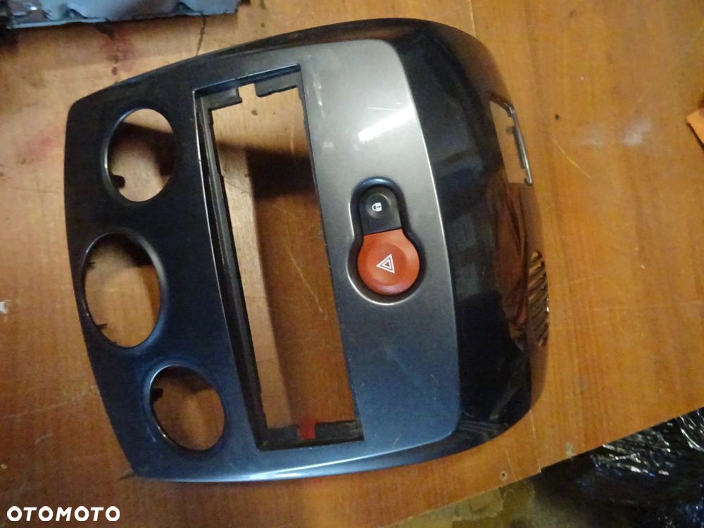 RENAULT CLIO III 3 CD RADIO WYSWIETLACZ MONITOR RAMKA DO  RADIO CZESCI ROZNE - 6