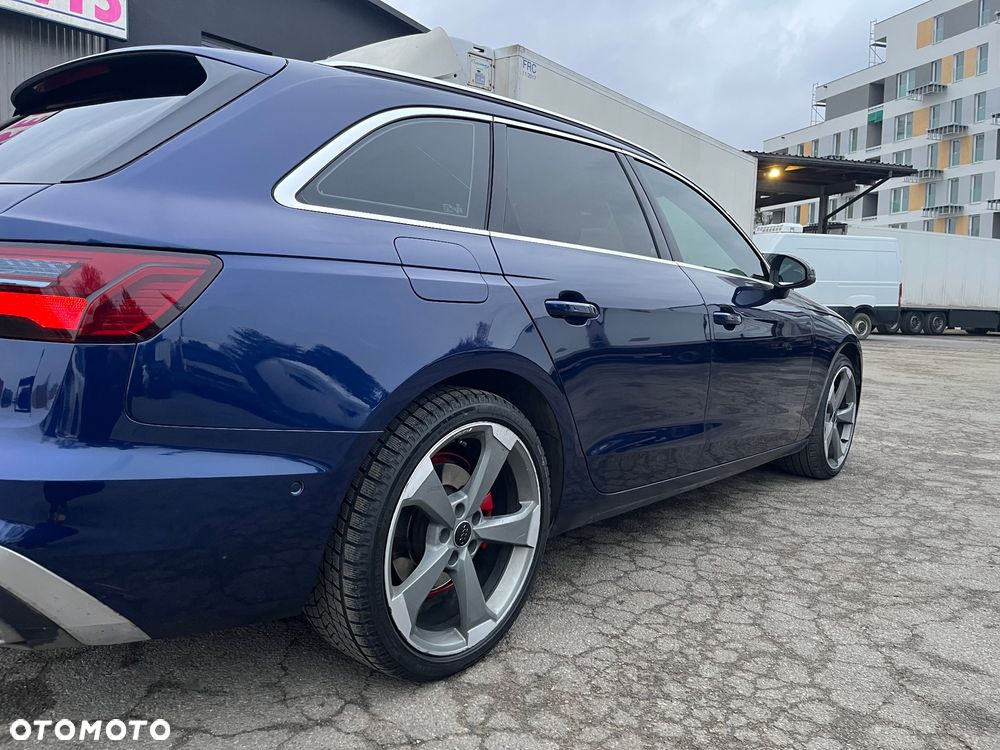 Audi A4 Avant 2.0 TDI S tronic - 13