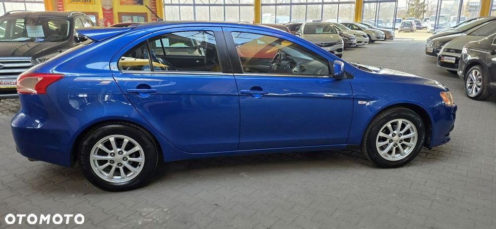 Mitsubishi Lancer - 10