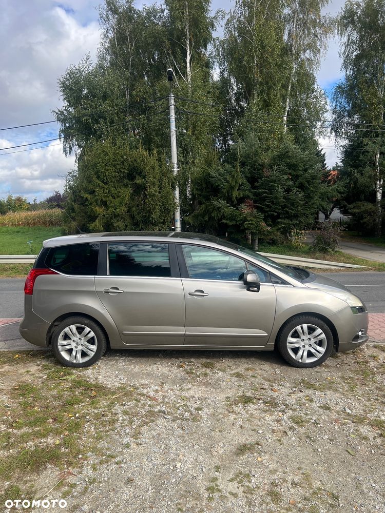 Peugeot 5008 - 6