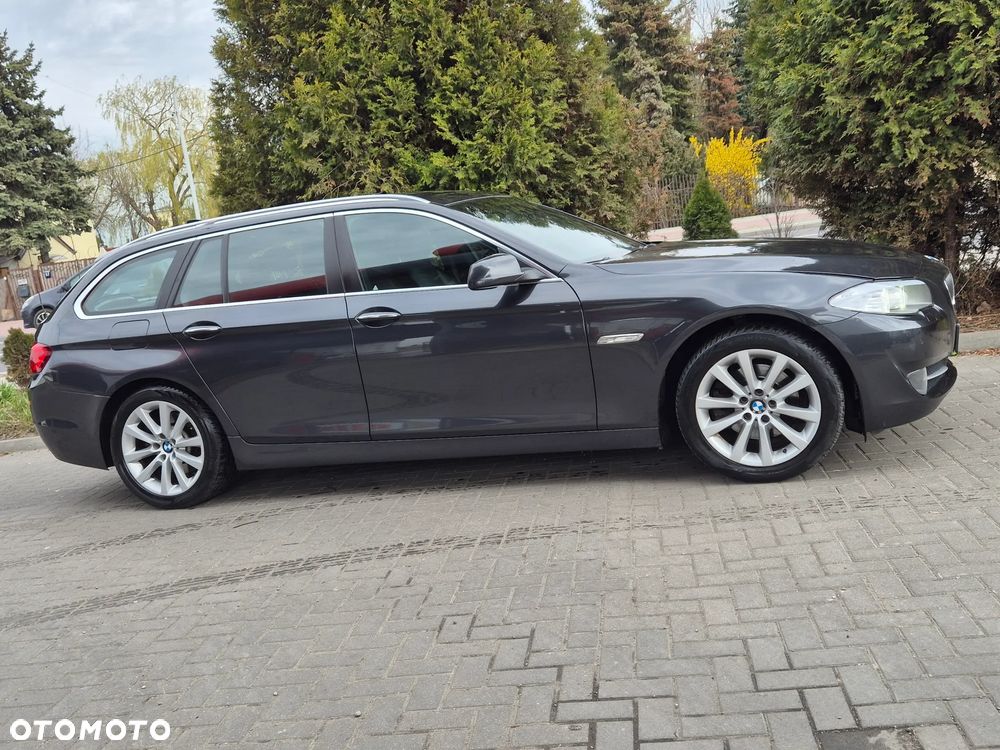 BMW Seria 5 520i - 15
