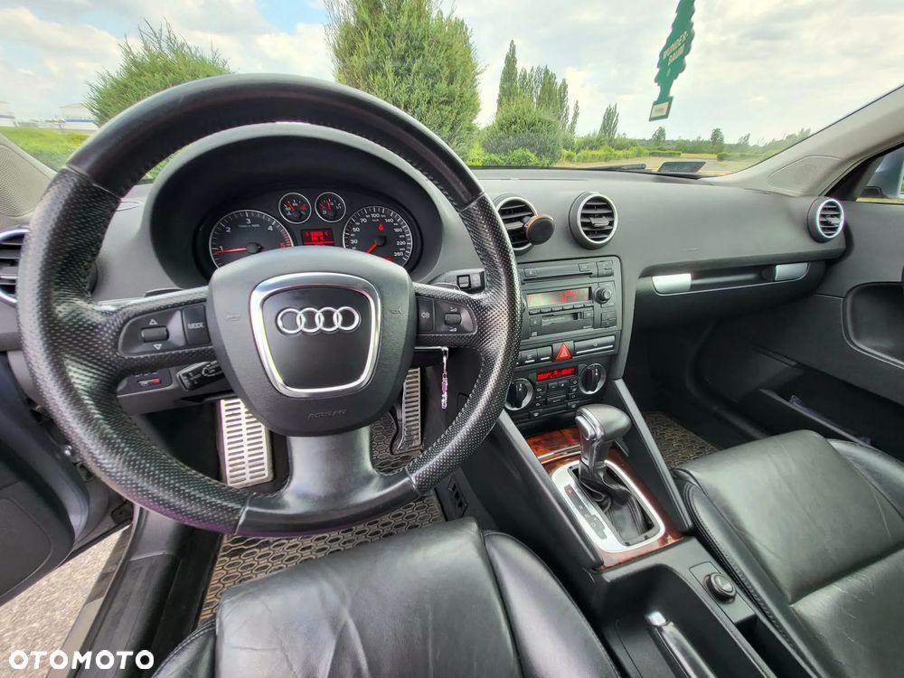 Audi A3 Sportback 2.0 TDI Ambiente S tronic - 11