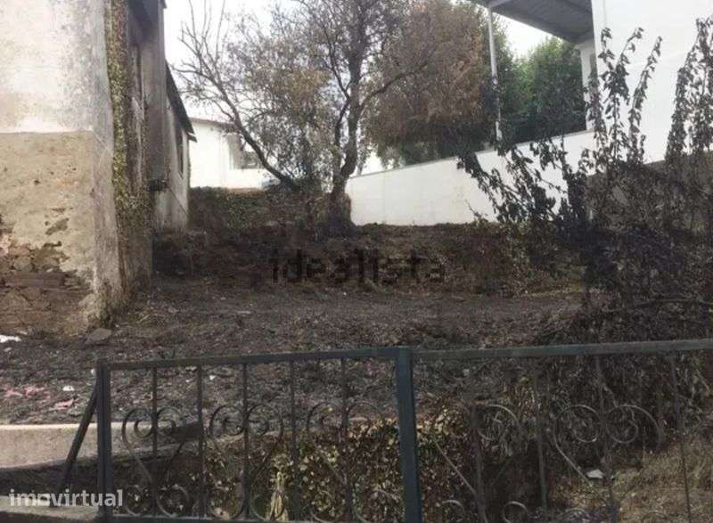 Terreno com ruina - Grande imagem: 3/3