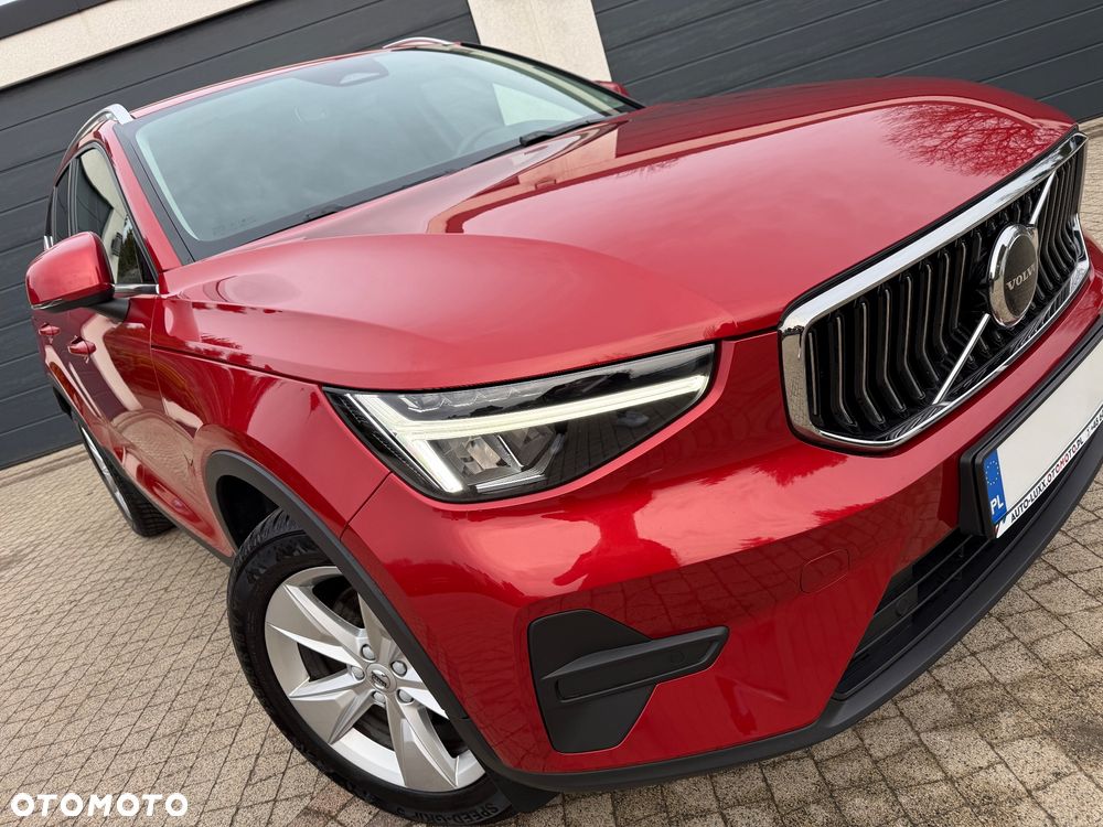Volvo XC 40 B3 B DKG Plus Dark - 2