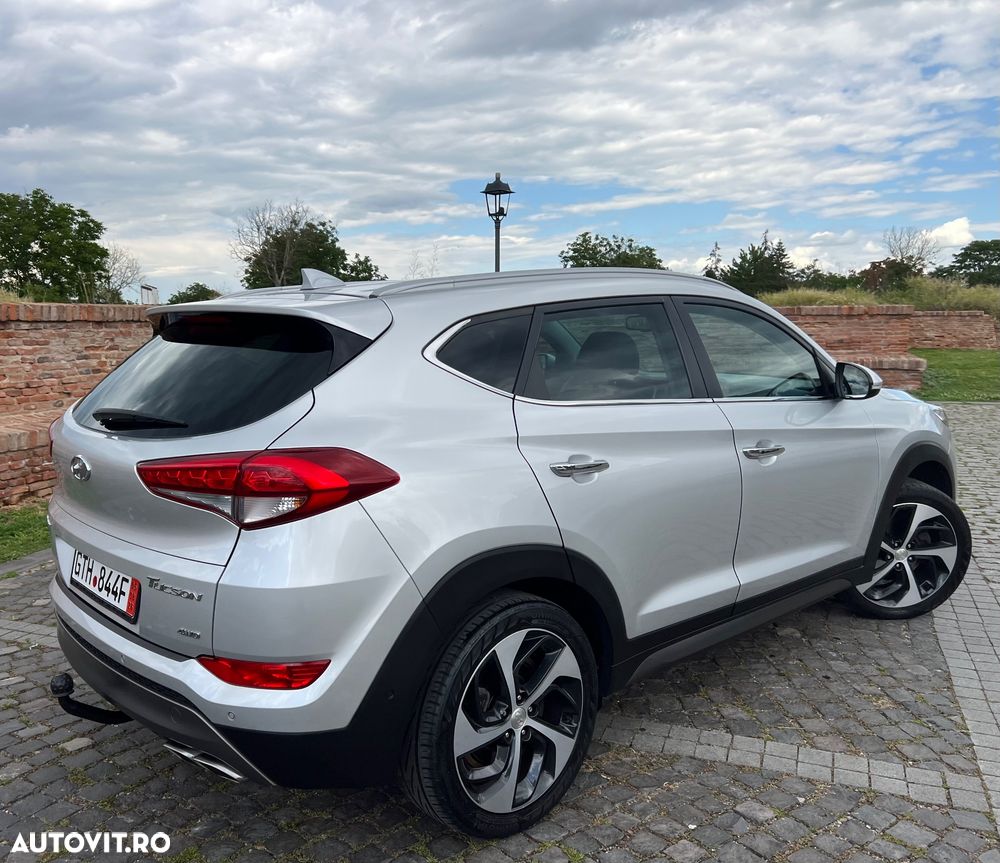 Hyundai Tucson 2.0 CRDI 4WD 6AT Luxury+ - 4