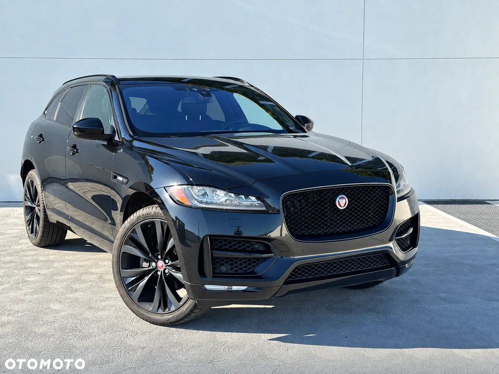 Jaguar F-Pace 30t AWD R-Sport - 5