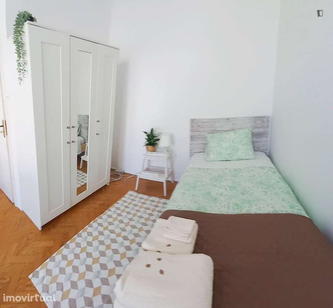 Quarto - localizado em Alcântara Lisbon - Grande imagem: 5/25