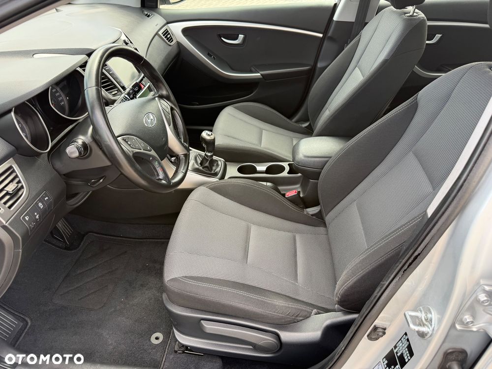 Hyundai i30 - 22