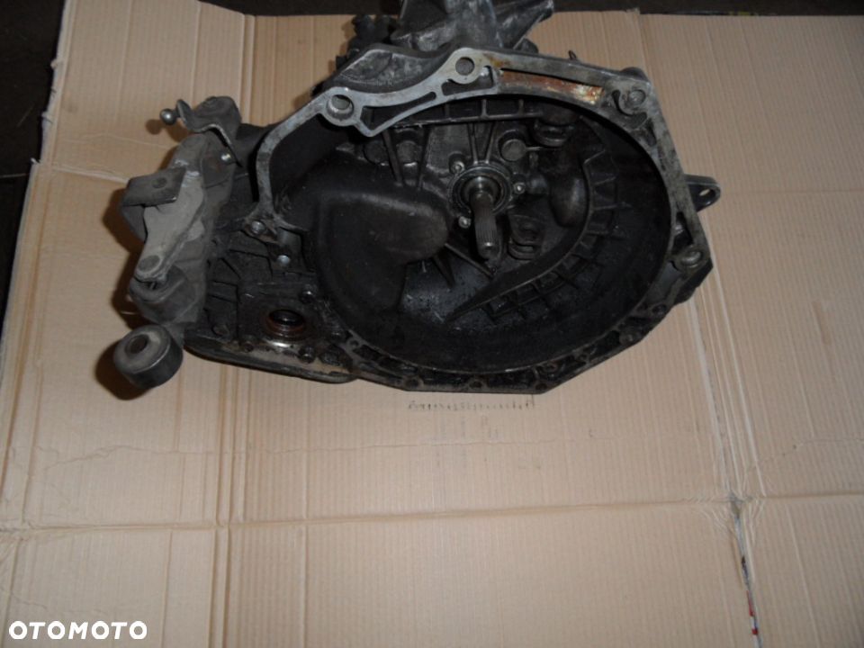 SKRZYNIA BIEGOW MEGANE I 1.6 16V JB1 961 - 9