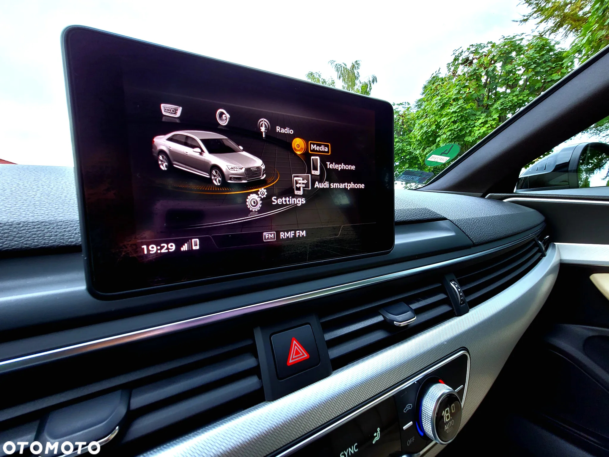 Audi A4 2.0 TFSI S tronic - 17