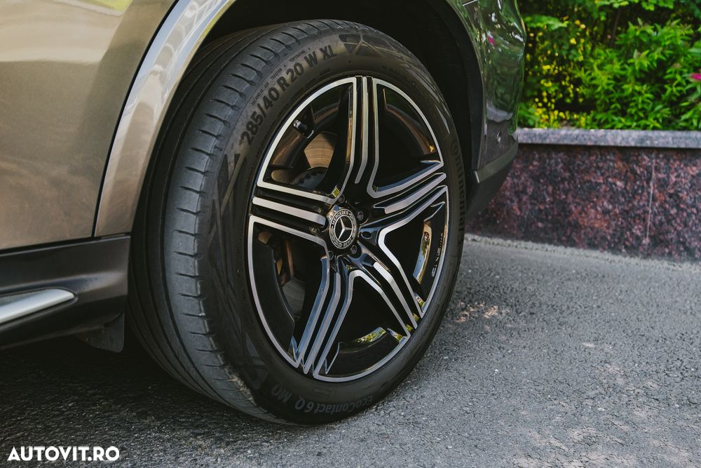 Mercedes-Benz GLC 300 e 4MATIC - 10