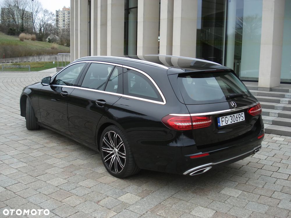 Mercedes-Benz Klasa E 220 d 9G-TRONIC Avantgarde - 4