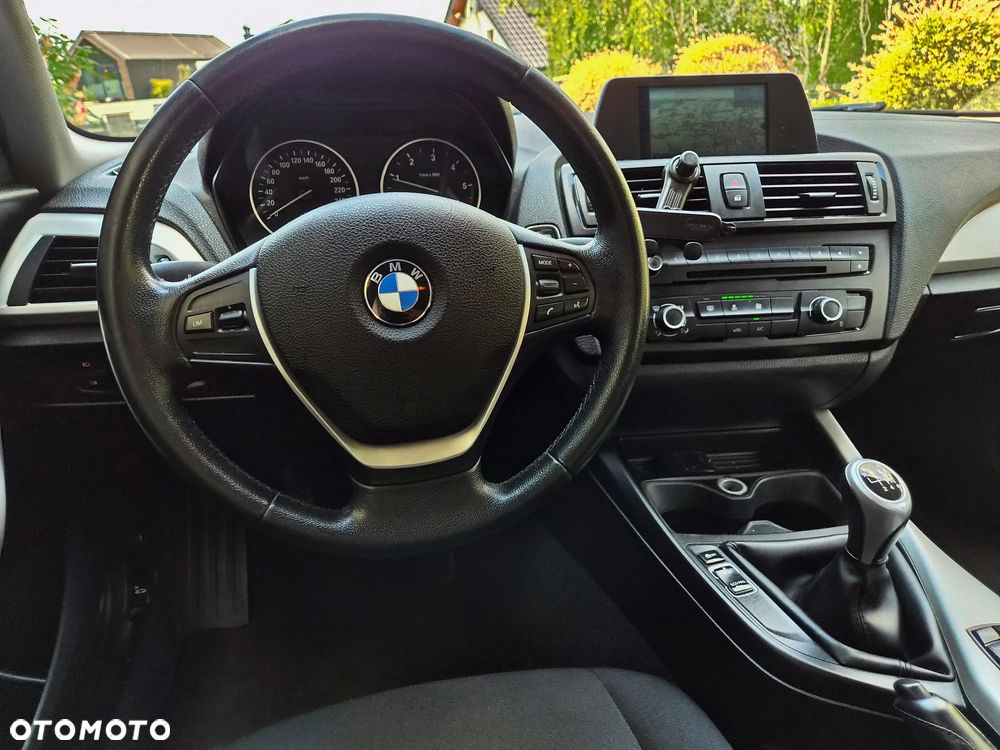 BMW Seria 1 116d Sport Line - 16