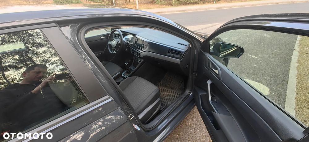 Volkswagen Polo 1.6 TDI SCR Highline - 11