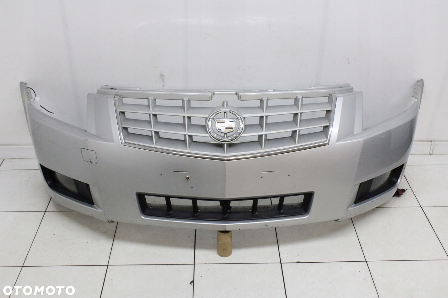 CADILLAC BLS 2005R- ZDERZAK PRZÓD PRZEDNI HALOGENY - 1